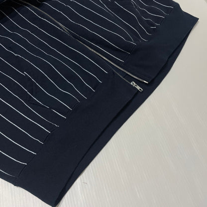 【中古品】【メンズ】 Supreme シュプリーム 26SS DEVIL S LOGO ZIP UP HOODED SWEATSHIRT STRIPE デビル Sロゴ ジップアップフーデッド スウェット ストライプ アウター 149-260925-ss-03-teih サイズ：XL カラー：ネイビー 万代Net店