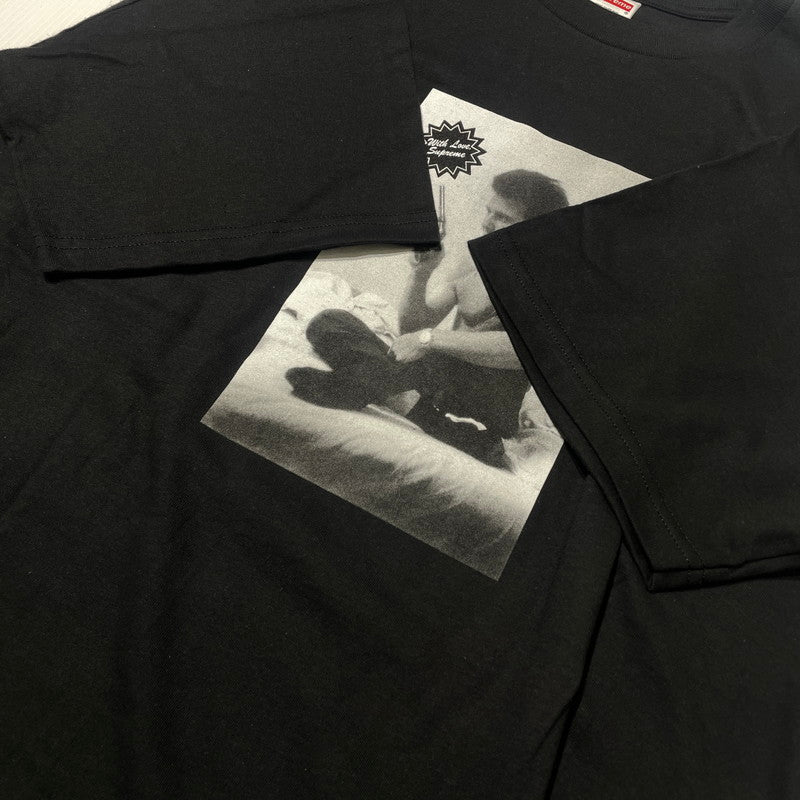 【中古品】【メンズ】 Supreme シュプリーム × LARRY CLARK ラリークラーク 別注コラボ 26AW GUN S/S TEE ガン ショートスリーブTシャツ 半袖トップス 149-260925-ss-01-teih サイズ：XL カラー：ブラック 万代Net店