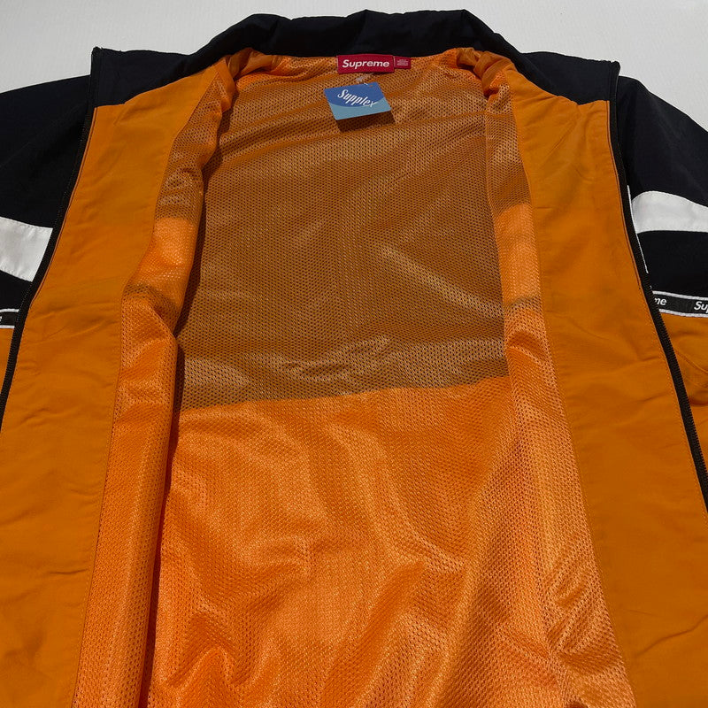 【中古品】【メンズ】 Supreme シュプリーム 26SS LOGO TAPING TRACK JACKET ロゴ テーピング トラックジャケット アウター 149-260925-ss-08-teih サイズ：XL カラー：オレンジ 万代Net店