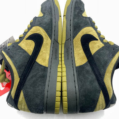 【中古品】【メンズ】 NIKE SB ナイキエスビー × SUPREME シュプリーム 別注コラボ DUNK LOW CAMPER GREEN HQ8487-300 ダンクロー キャンパーグリーン スニーカー 靴 シューズ 160-260926-yo-14-teih サイズ：28cm カラー：グリーン 万代Net店