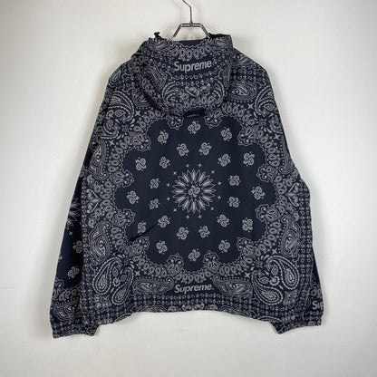 【中古品】【メンズ】 Supreme シュプリーム 26SS REFLECTIVE BANDANA ANORAK BLACK リフレクティブ バンダナ アノラック ブラック アウター 149-260928-ss-09-teih サイズ：L カラー：ブラック系 万代Net店