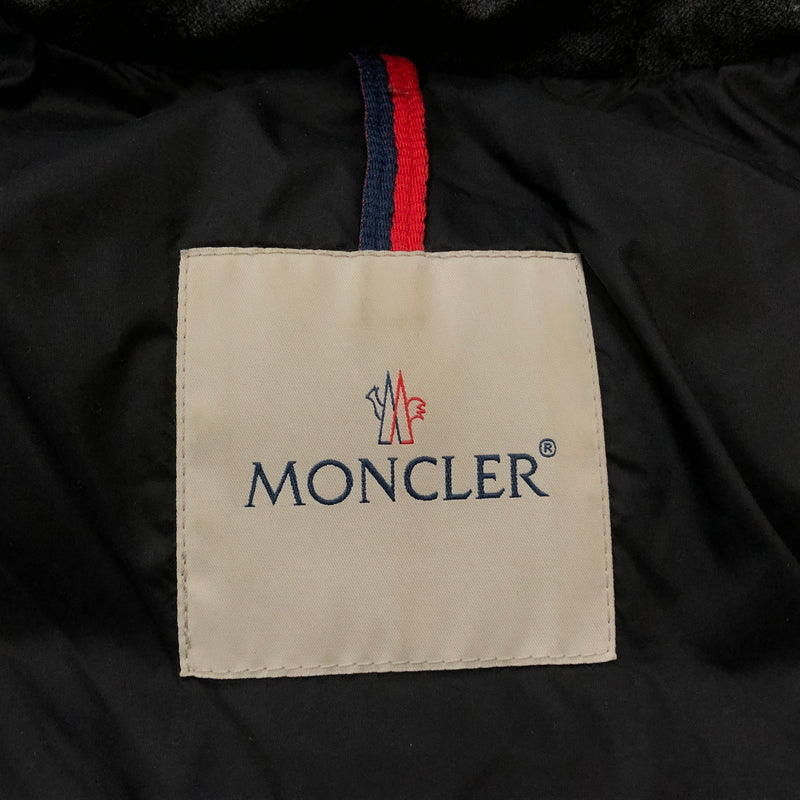 【中古品】【メンズ】 MONCLER モンクレール MONTGENEVRE B20914033805 54272 モンジュネーヴル アウター 144-260925-sa-09-teih サイズ：1 カラー：グレー 万代Net店