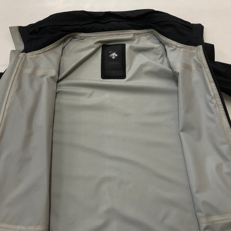 【中古品】【メンズ】 DESCENTE デサイト ALLTERRAIN HARD SHELL JACKET DAMRGC32 オルテライン ハードシェル ジャケット アウター 144-260925-sa-02-teih サイズ：M カラー：ブラック 万代Net店