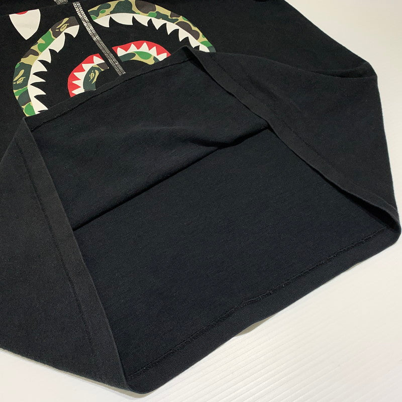 【中古品】【メンズ】 A BATHING APE アベイシングエイプ SHARK LOGO S/S TEE 001TEJ801013M シャーク ロゴ ショートスリーブ Tシャツ 半袖 トップス 142-260927-ko-02-teih サイズ：XL カラー：ブラック 万代Net店