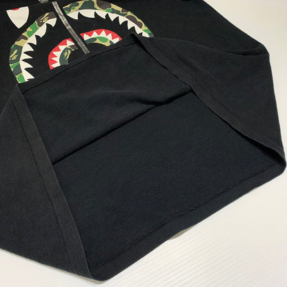 【中古品】【メンズ】 A BATHING APE アベイシングエイプ SHARK LOGO S/S TEE 001TEJ801013M シャーク ロゴ ショートスリーブ Tシャツ 半袖 トップス 142-260927-ko-02-teih サイズ：XL カラー：ブラック 万代Net店