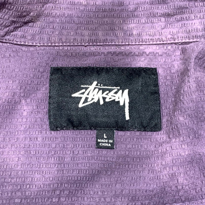 【中古品】【メンズ】 STUSSY ステューシー ODYED SEERSUCKER CHORE JACKET オーダイド シアサッカー チョア ジャケット ライトアウター 142-260927-ko-06-teih サイズ：L カラー：パープル 万代Net店