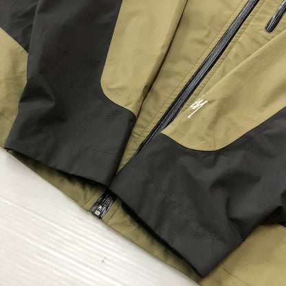 【中古品】【メンズ】 STUSSY ステューシー 115550 TAPED SEAM RAIN SHELL JACKET テープド シーム レイン シェル ジャケット アウター 142-260925-sa-05-teih サイズ：L カラー：カーキ 万代Net店