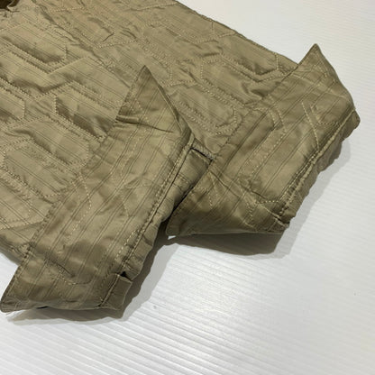【中古品】【メンズ】 STUSSY ステューシー QUILTED JACKET 1110139 キルティング ジャケット ライトアウター 142-260927-ko-11-teih サイズ：M カラー：ベージュ系 万代Net店