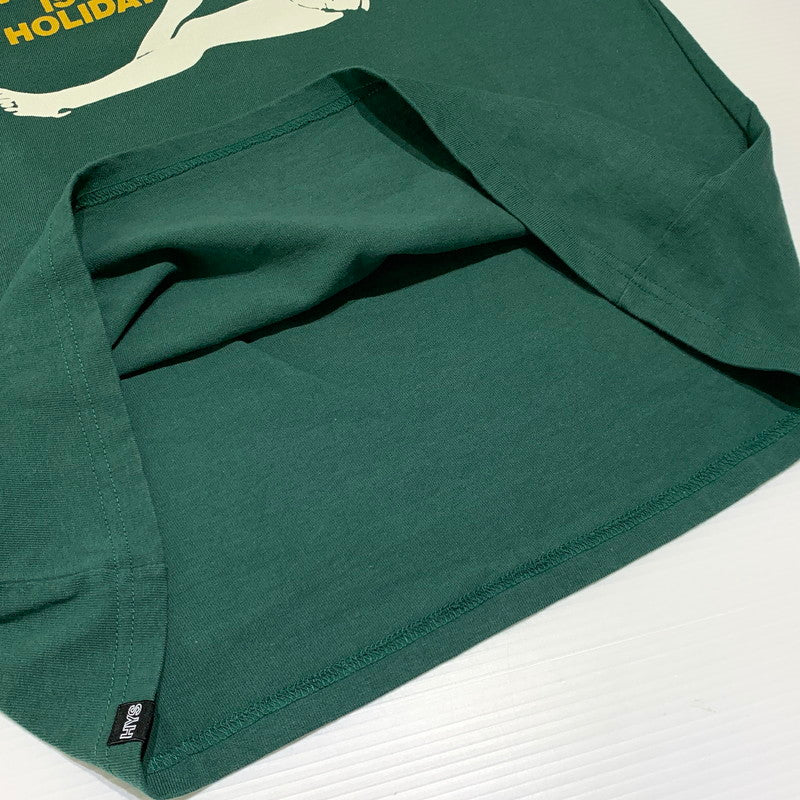 【中古品】【メンズ】 HYSTERIC GLAMOUR ヒステリックグラマー EVERY DAY HOLIDAY T-SHIRT 02261CT10 エブリデイ ホリデイ Tシャツ 半袖 トップス 140-260927-ko-04-teih サイズ：L カラー：グリーン 万代Net店