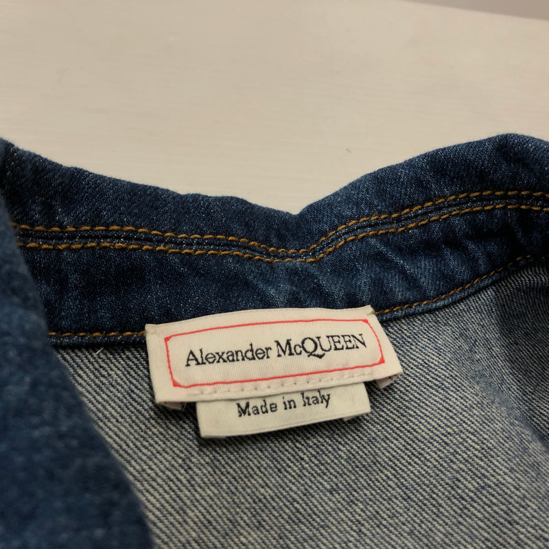 【中古品】【メンズ】 ALEXANDER MCQUEEN アレキサンダーマックイーン DENIM PEPLUM JACKET デニム ペプラム ジャケット アウター 168-260925-sa-08-teih サイズ：38 カラー：インディゴ 万代Net店