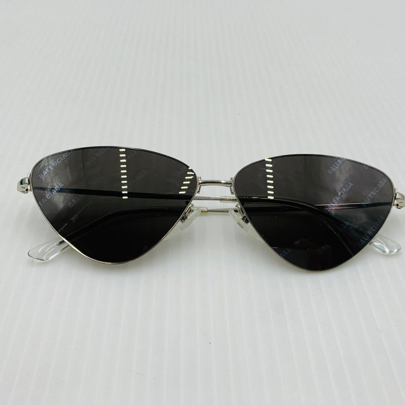 【中古品】【メンズ】 BALENCIAGA バレンシアガ TRIANGLE SUNGLASSES BB0015S トライアングル サングラス アイウェア 183-260929-ko-07-teih サイズ：61□12-145 カラー：シルバーカラー/ブラック 万代Net店
