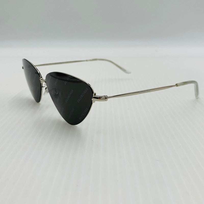【中古品】【メンズ】 BALENCIAGA バレンシアガ TRIANGLE SUNGLASSES BB0015S トライアングル サングラス アイウェア 183-260929-ko-07-teih サイズ：61□12-145 カラー：シルバーカラー/ブラック 万代Net店