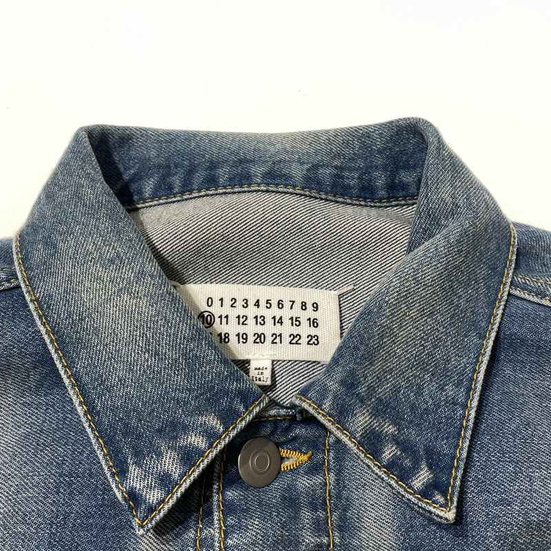 【中古品】【メンズ】 MAISON MARGIELA メゾン マルジェラ S50AM0537 S30561 22SS DISTRESSED DENIM JACKET 2022年春夏 ディストレスト デニム ジャケット アウター 141-260929-sa-15-teih サイズ：S カラー：インディゴ 万代Net店