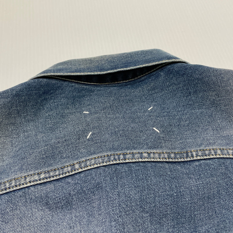 【中古品】【メンズ】 MAISON MARGIELA メゾン マルジェラ S50AM0537 S30561 22SS DISTRESSED DENIM JACKET 2022年春夏 ディストレスト デニム ジャケット アウター 141-260929-sa-15-teih サイズ：S カラー：インディゴ 万代Net店