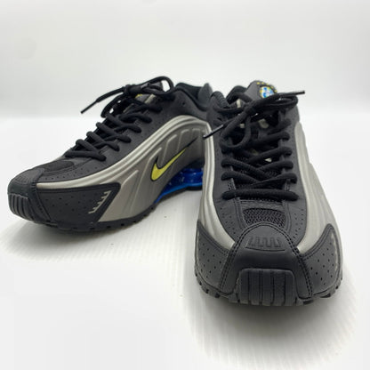 【中古品】【メンズ】 NIKE ナイキ SHOX R4 IO8134-001 ショックス スニーカー 靴 シューズ 160-260929-ko-25-teih サイズ：27.5cm カラー：シルバー/ブラック 万代Net店
