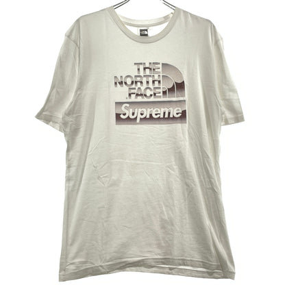 【現状渡し品】【メンズ】 SUPREME シュプリーム × THE NORTH FACE ザ ノースフェイス 18SS METALLIC LOGO TEE NT31808I 2018年 ショートスリーブ ロゴ Tシャツ 半袖 トップス 149-260929-sa-22-teih サイズ：M カラー：ホワイト 万代Net店