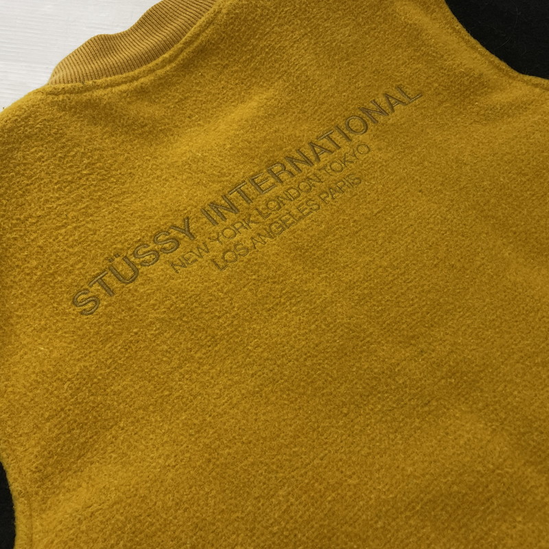 【中古品】【メンズ】 STUSSY ステューシー JACKSON VARSITY JACKET ジャクソン バーシティ ジャケット アウター 142-260929-yo-01-teih サイズ：M カラー：マスタード 万代Net店
