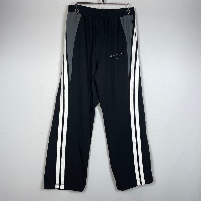 【中古品】【メンズ】 LYFT リフト 2LINE WIDE TRACK PANTS ツーライン ワイドトラックパンツ ボトムス 153-261003-ss-08-teih サイズ：M カラー：ブラック 万代Net店