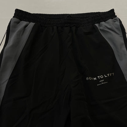【中古品】【メンズ】 LYFT リフト 2LINE WIDE TRACK PANTS ツーライン ワイドトラックパンツ ボトムス 153-261003-ss-08-teih サイズ：M カラー：ブラック 万代Net店