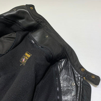 【中古品】【メンズ】 VANSON バンソン SINGLE RIDER JACKET MODEL B シングル ライダースジャケット ライトアウター レザージャケット 145-261001-ko-19-teih サイズ：36 カラー：ブラック 万代Net店
