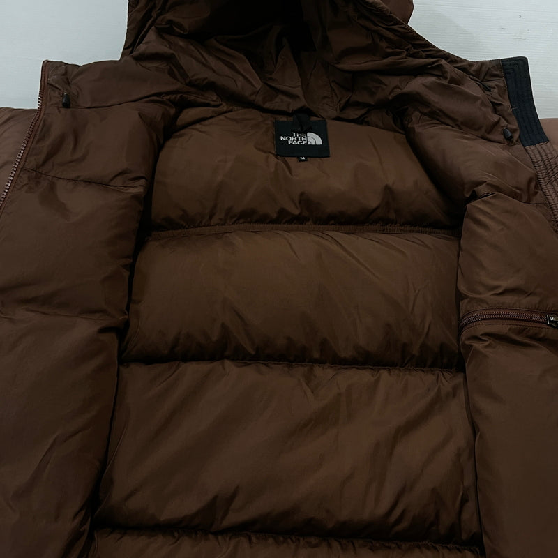 【中古品】【メンズ】 THE NORTH FACE ザ ノースフェイス NUPTSE HOODIE ND92232R ヌプシ フーディー アウター ジップアップパーカー ダウンジャケット 144-261003-ss-07-teih サイズ：M/※汚れ、破損等あり カラー：ブラウン 万代Net店