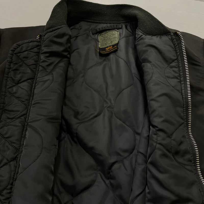 【中古品】【メンズ】 Alpha Industries アルファインダストーリーズ MA-1 JACKET MIL-J-82790J フライトジャケット アウター ミリタリー 145-261003-ss-06-teih サイズ：XL カラー：カーキ 万代Net店