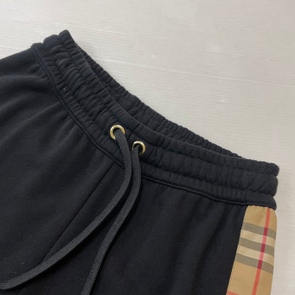 【中古品】【メンズ】 BURBERRY バーバリー VINTAGE CHECK PANEL LOGO SWEAT PANTS 8024541 71L ヴィンテージ チェックパネル ロゴ スウェット パンツ ボトムス 152-260929-yo-14-teih サイズ：XS カラー：ブラック 万代Net店