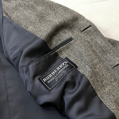 【現状渡し品】【メンズ】 BURBERRYS バーバリーズ HERRINGBONE WOOL CASHMERE COAT WW050-812-06 ヘリンボーン ウール カシミヤ コート アウター 141-260929-yo-03-teih サイズ：92-170 カラー：グレー 万代Net店