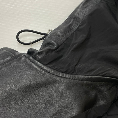 【中古品】【メンズ】 THEORY セオリー RUSSELL L / NAPPA CONVERS JB ラムレザー フーデッドジャケット ライトアウター 147-260929-yo-04-teih サイズ：S カラー：ブラック 万代Net店