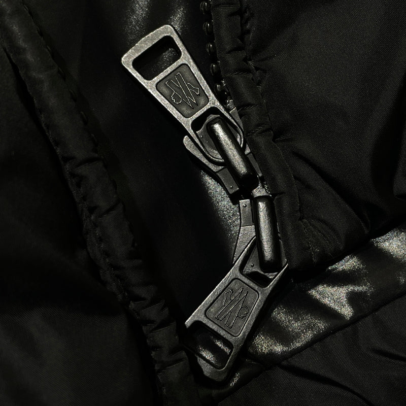 【現状渡し品】【メンズ】 MONCLER モンクレール MONTCLA GIUBBOTTO H20911B56900 C0300 モンクラ ジュボット アウター 141-260929-sa-01-teih カラー：ブラック 万代Net店