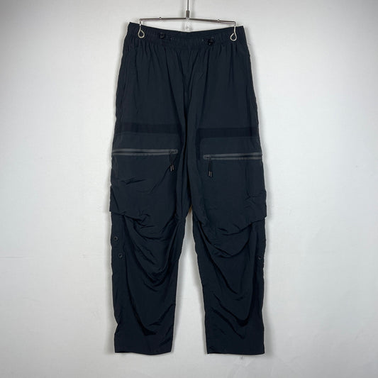 【中古品】【メンズ】 Nike ナイキ TECH WOVEN CARGO PANTS HJ2941-010 テック ウーブン カーゴパンツ ボトムス 159-261003-ss-09-teih サイズ：M カラー：ブラック 万代Net店