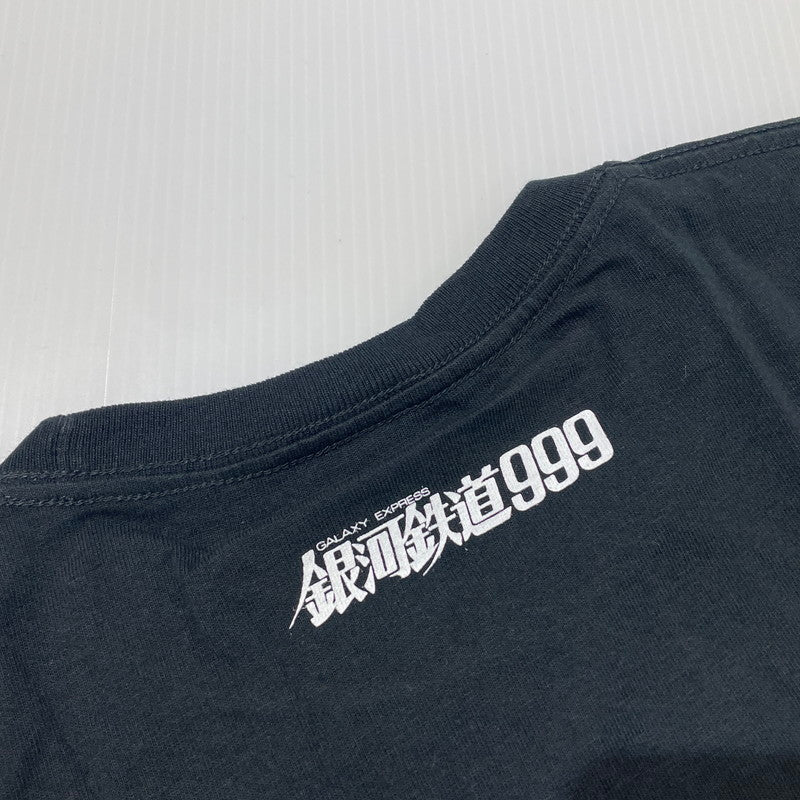 【中古品】【メンズ】 FILMARKS CULTURE WEAR フィルマークス × 銀河鉄道999 別注コラボ ILLUSTRATION TEE イラストTシャツ 復刻版 半袖 トップス 147-260930-yo-13-teih サイズ：XL カラー：ブラック 万代Net店