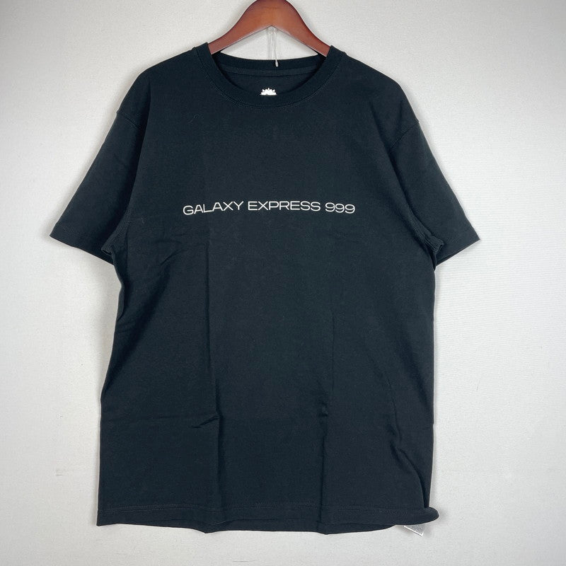 【中古品】【メンズ】 FILMARKS CULTURE WEAR フィルマ－クス × 銀河鉄道999 別注コラボ LOGO TEE ロゴ TSHIRT 復刻版 半袖 トップス 147-260929-yo-13-teih サイズ：XL カラー：ブラック 万代Net店