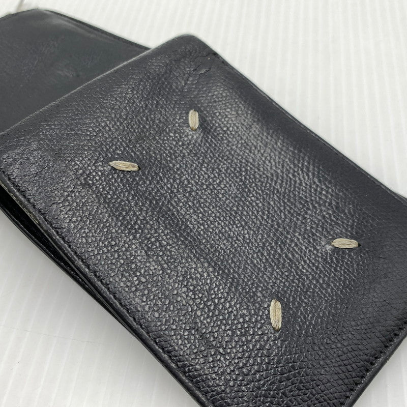 【中古品】【メンズ/レディース】 MAISON MARGIELA メゾン マルジェラ LEATHER FLAP WALLET レザーフラップ ウォレット 二つ折り財布 181-260929-ko-12-teih カラー：ブラック 万代Net店