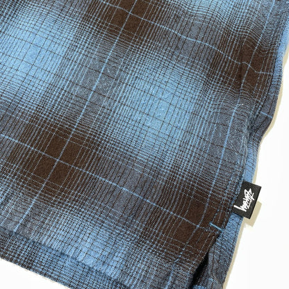 【中古品】【メンズ】 STUSSY ステューシー BOXY SHADOW PLAID SHIRT ボクシー ダークシャドウ プレイド シャツ 半袖 トップス 142-260930-yo-17-teih サイズ：L カラー：ブルー 万代Net店