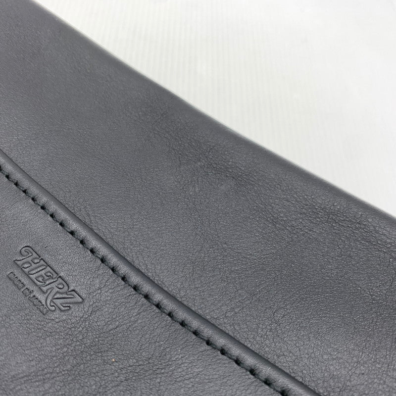 【中古品】【メンズ/レディース】 HERZ ヘルツ LEATHER SHOULDER BAG レザー ショルダーバッグ カバン 188-260929-ko-20-teih カラー：ブラック/ブラウン 万代Net店