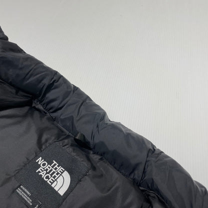 【中古品】【メンズ】 THE NORTH FACE ザ・ノースフェイス 1996 RETRO NUPTSE JACKET NF0A3C8D レトロ ヌプシ ジャケット アウター ダウンジャケット 144-261005-yo-11-teih サイズ：L カラー：ブラック 万代Net店