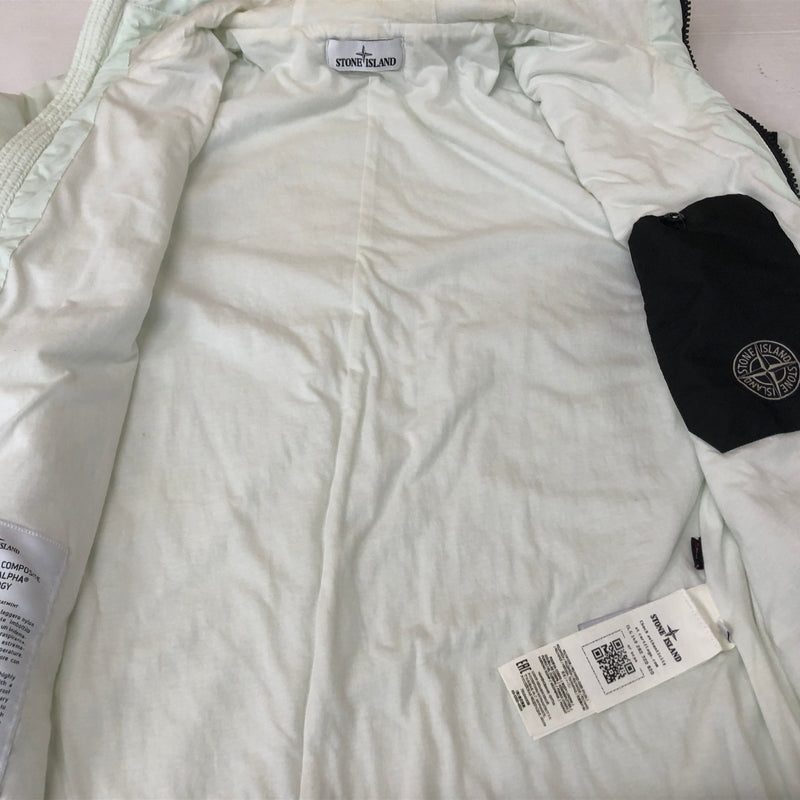 【中古品】【メンズ】 STONE ISLAND ストーンアイランド GARMENT LOGOPATCH BLOUSON PARKA 751541928 ガーメントダイ ロゴパッチ ブルゾン パーカー アウター 中綿入り 141-260929-sa-27-teih サイズ：S カラー：ライトグリーン 万代Net店