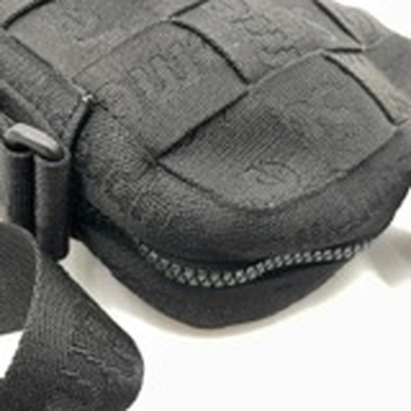 【中古品】【メンズ】 SUPREME シュプリーム 23SS WOVEN SHOULDER BAG 2023年春夏 ウーブン ショルダー バッグ 鞄 149-261004-sa-29-teih カラー：ブラック 万代Net店