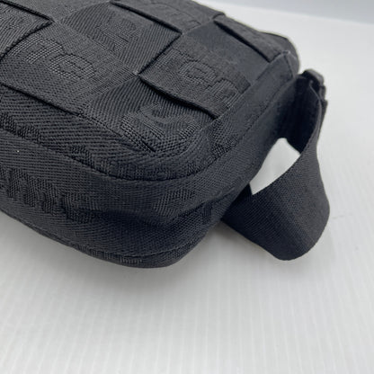 【中古品】【メンズ】 SUPREME シュプリーム 23SS WOVEN SHOULDER BAG 2023年春夏 ウーブン ショルダー バッグ 鞄 149-261004-sa-29-teih カラー：ブラック 万代Net店