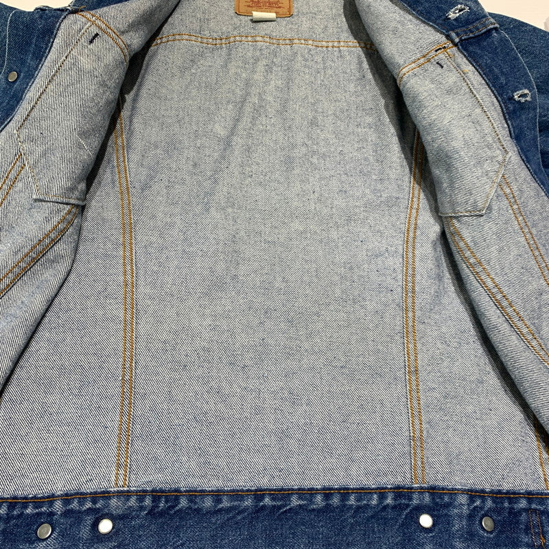 【中古品】【メンズ】 Levi's リーバイス DENIM TRACKER JACKET 70505-0213 デニム トラッカー ジャケット ライトアウター Gジャン 145-261001-ko-08-teih サイズ：38 カラー：インディゴ 万代Net店
