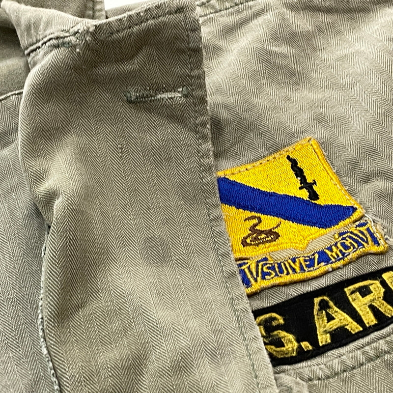【現状渡し品】【メンズ】 U.S.ARMY アメリカ軍 HBT JACKET M-1943 エイチビーティ ジャケット アウター 145-261001-sa-08-teih サイズ：78R カラー：カーキ 万代Net店