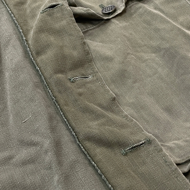 【現状渡し品】【メンズ】 U.S.ARMY アメリカ軍 HBT JACKET M-1943 エイチビーティ ジャケット アウター 145-261001-sa-08-teih サイズ：78R カラー：カーキ 万代Net店