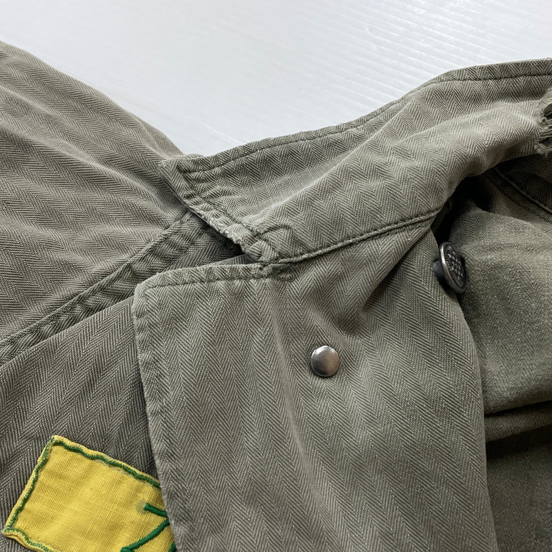 【現状渡し品】【メンズ】 U.S.ARMY アメリカ軍 HBT JACKET M-1943 エイチビーティ ジャケット アウター 145-261001-sa-08-teih サイズ：78R カラー：カーキ 万代Net店