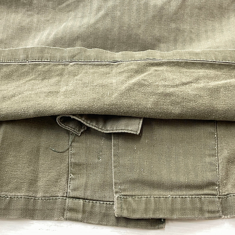 【現状渡し品】【メンズ】 U.S.ARMY アメリカ軍 HBT JACKET M-1943 エイチビーティ ジャケット アウター 145-261001-sa-08-teih サイズ：78R カラー：カーキ 万代Net店