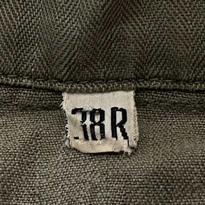【現状渡し品】【メンズ】 U.S.ARMY アメリカ軍 HBT JACKET M-1943 エイチビーティ ジャケット アウター 145-261001-sa-08-teih サイズ：78R カラー：カーキ 万代Net店