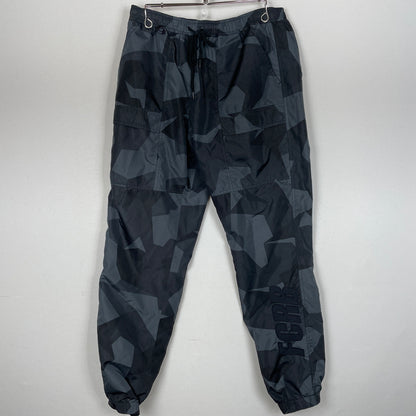 【中古品】【メンズ】 FCRB エフシーアールビー 20AW REVERSIBLE TRACK PANT FCRB-202024 2020年秋冬 リバーシブル トラック パンツ ボトムス　 153-261004-sa-08-teih サイズ：M カラー：ブラック 万代Net店
