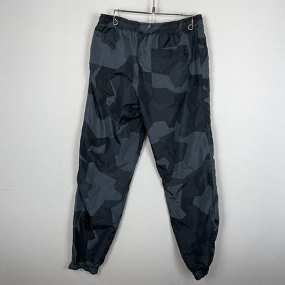 【中古品】【メンズ】 FCRB エフシーアールビー 20AW REVERSIBLE TRACK PANT FCRB-202024 2020年秋冬 リバーシブル トラック パンツ ボトムス　 153-261004-sa-08-teih サイズ：M カラー：ブラック 万代Net店