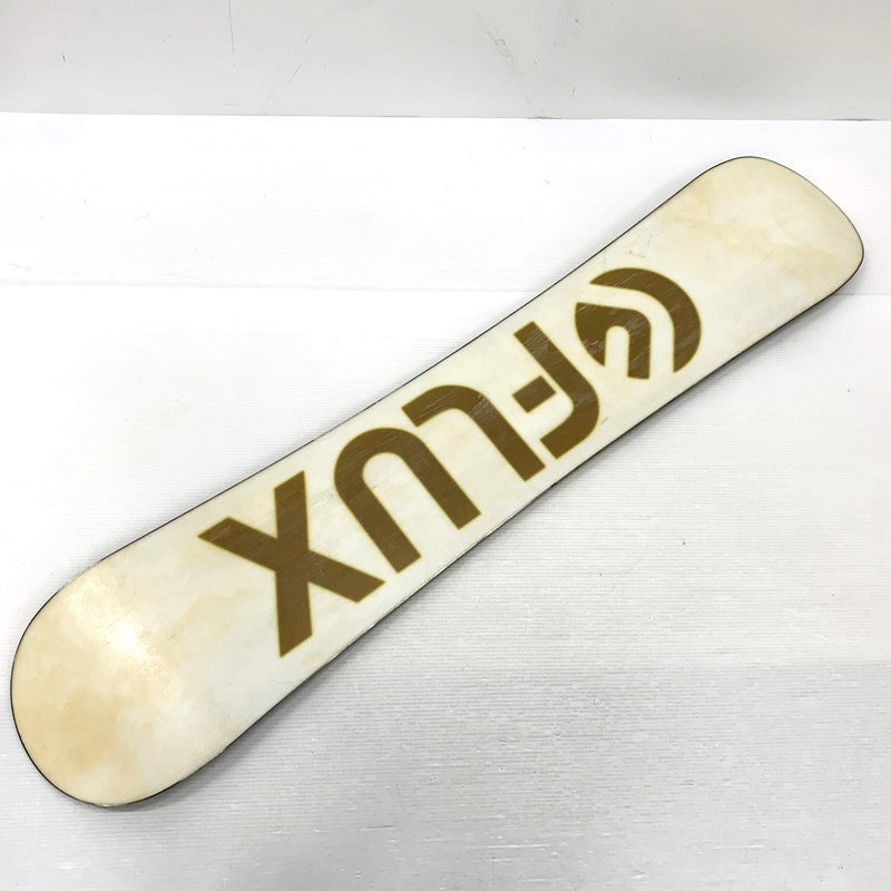 【中古品】【メンズ/レディース】 FLUX フラックス TRI-AXIAL-GLASS FIBER TL 141 SNOWBOARD スノーボード ウィンタースポーツ 141 117-261005-ko-02-teih カラー：ブラック 万代Net店