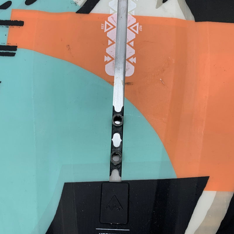 【中古品】【メンズ/レディース】 BURTON バートン HIDE AWAY SNOWBOARD ハイド アウェイ スノーボード ウィンタースポーツ 148 117-261005-ko-07-teih カラー：マルチ 万代Net店
